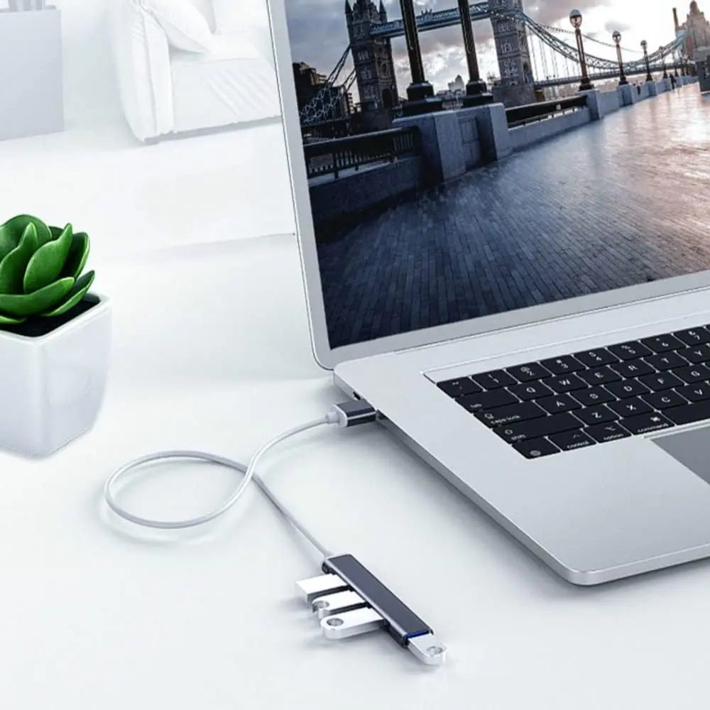 Concentrateur USB 3.0 4 en 1 en aluminium